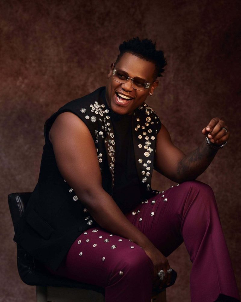 Bruce Melody ati ntago nafunzwe ndahari wese. 