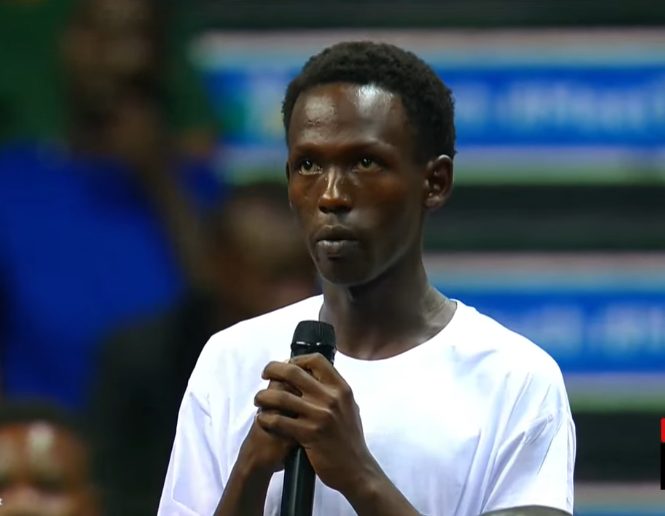 abavandimwe icumi bazaniye Perezida Kagame ikibazo cy'inzu bambuwe 