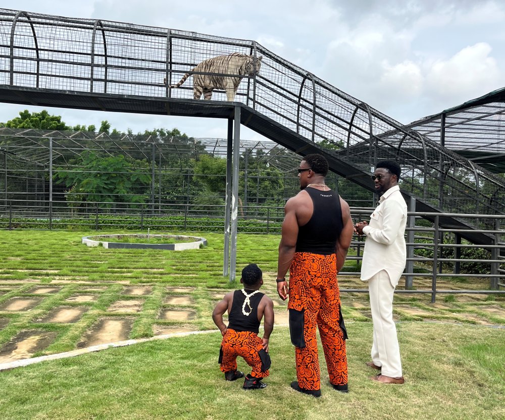 KAGARARA ARIKUMWE  NIGISAMAGWE